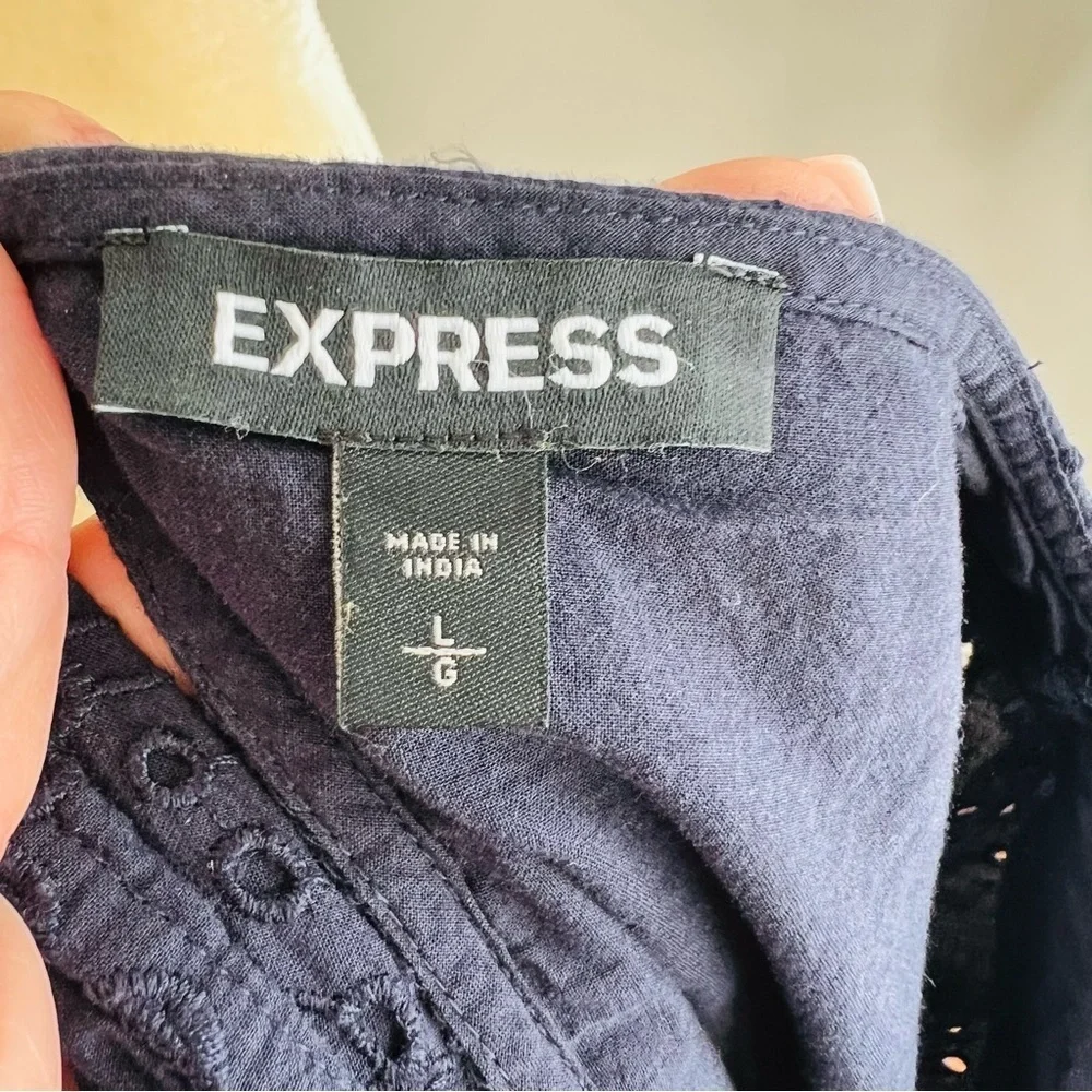 Express eyelet puff sleeve peplum top - Picture 9 of 10